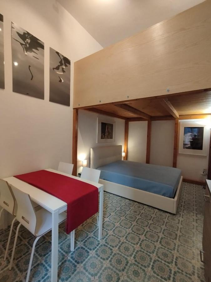 Casa Merisi Al Centro Storico Di Napoli 外观 照片